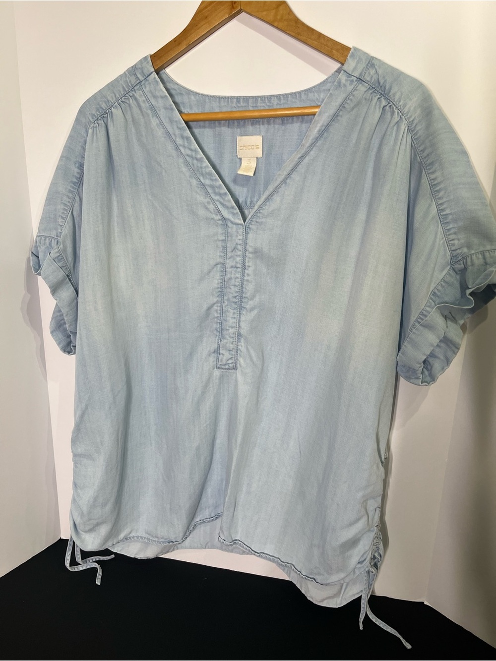 Chico's Light Blue V-Neck Short Sleeve Tunic